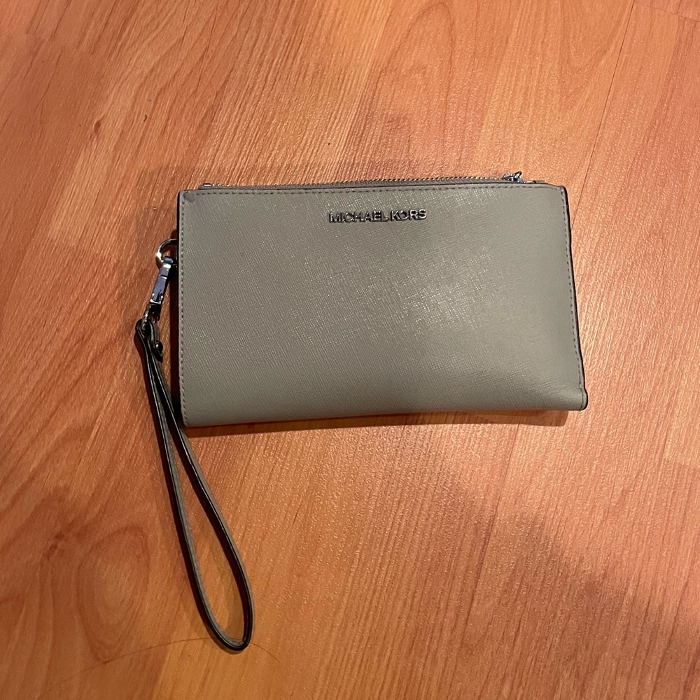 Michael Kors Wristlet